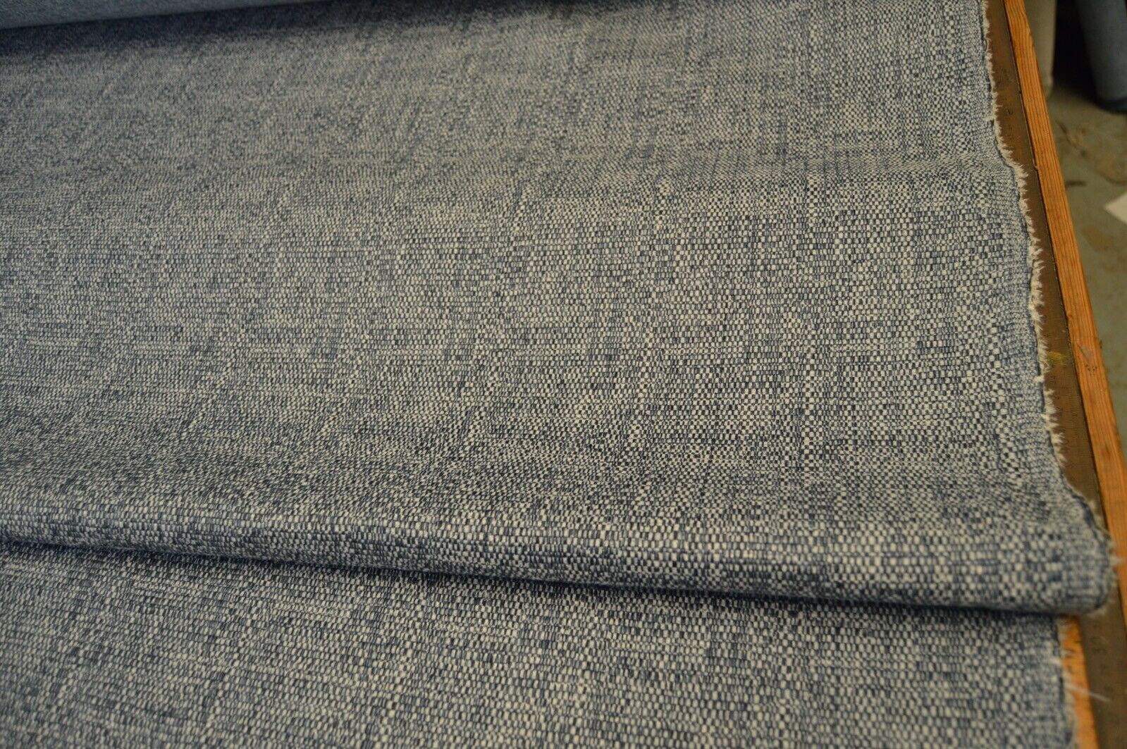upholstery fabric blue cream chenille weave robust - Image 5