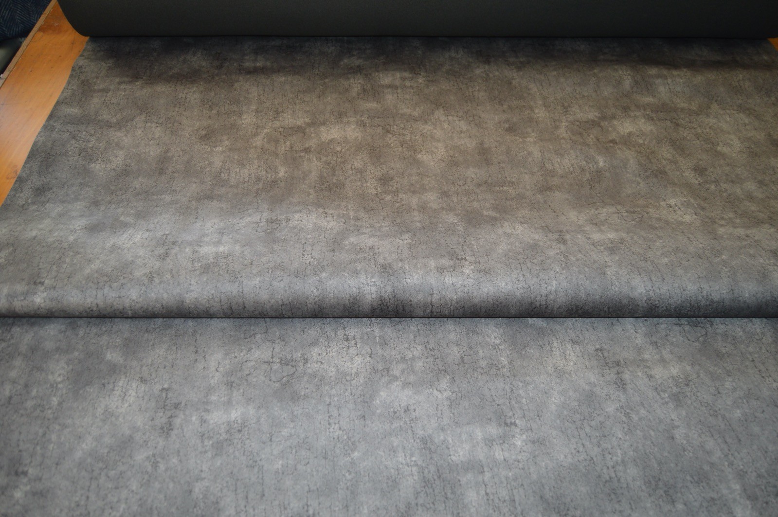 upholstery fabric grey charcoal soft feel crackle pattern weave robust - Image 3
