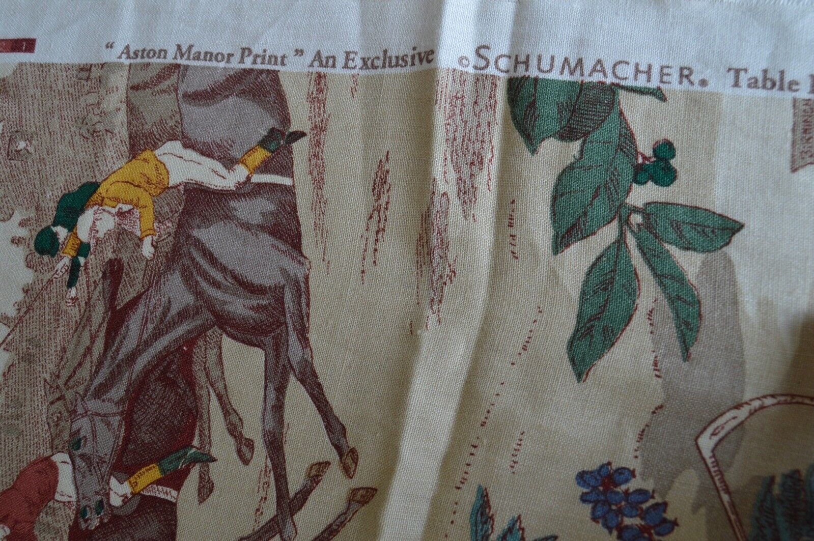 Designer fabric fents Schumacher Aston Manor country hunting scene 136cm x 76cm - Image 3