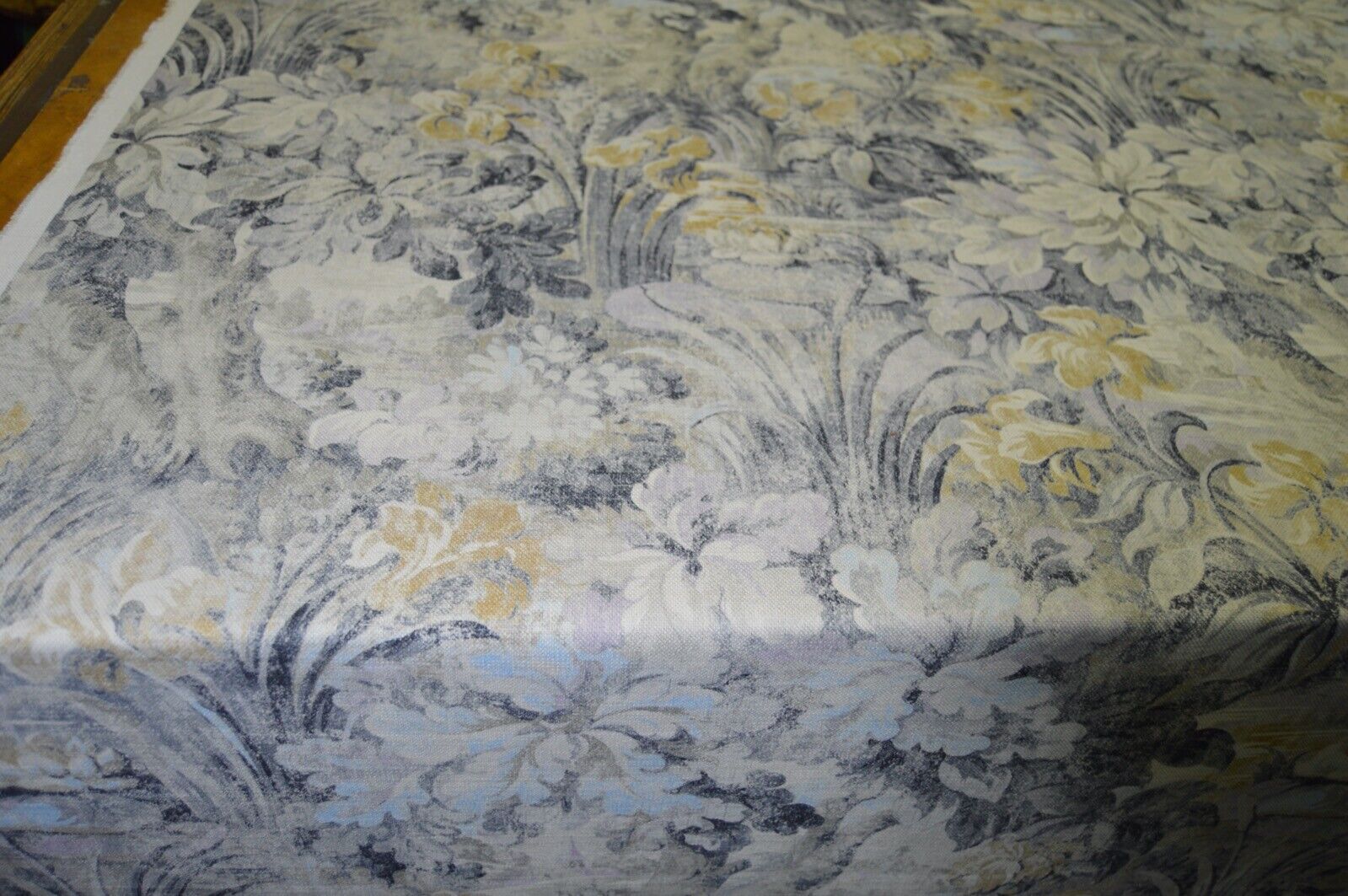 Warwick RAPHAEL SMALT linen cotton blend fabric 7.2 METRES DEISGNER - Image 3
