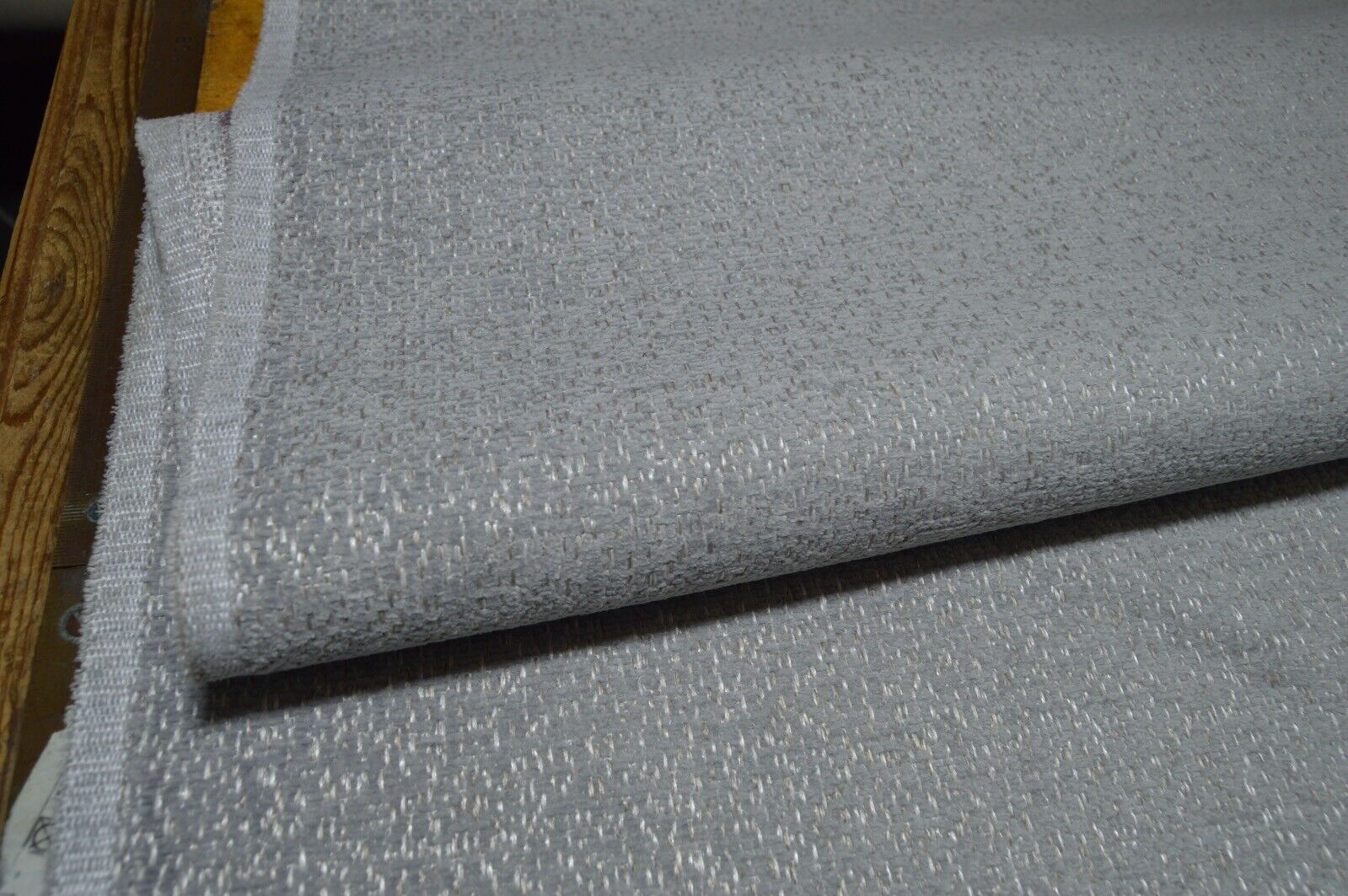upholstery fabric PALE silver metallic fleck AQUA CLEAN COATED soft chenille - Image 5