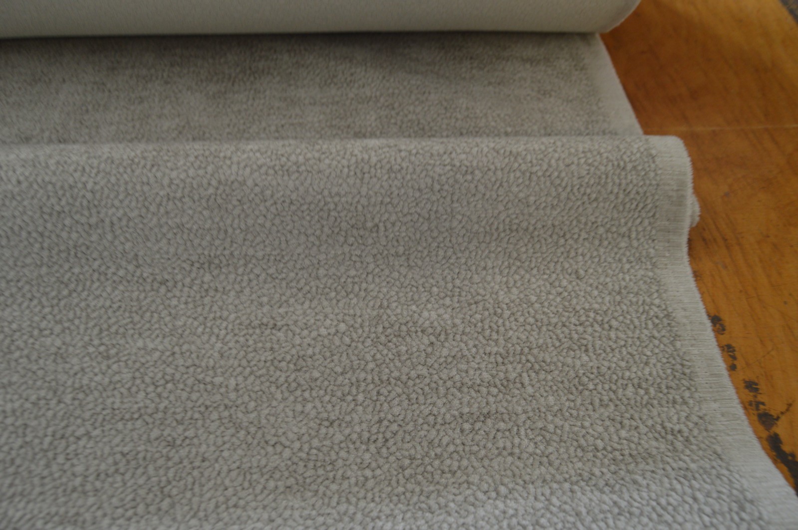 upholstery fabric silver cream crackle soft chenille robust durable - Image 4