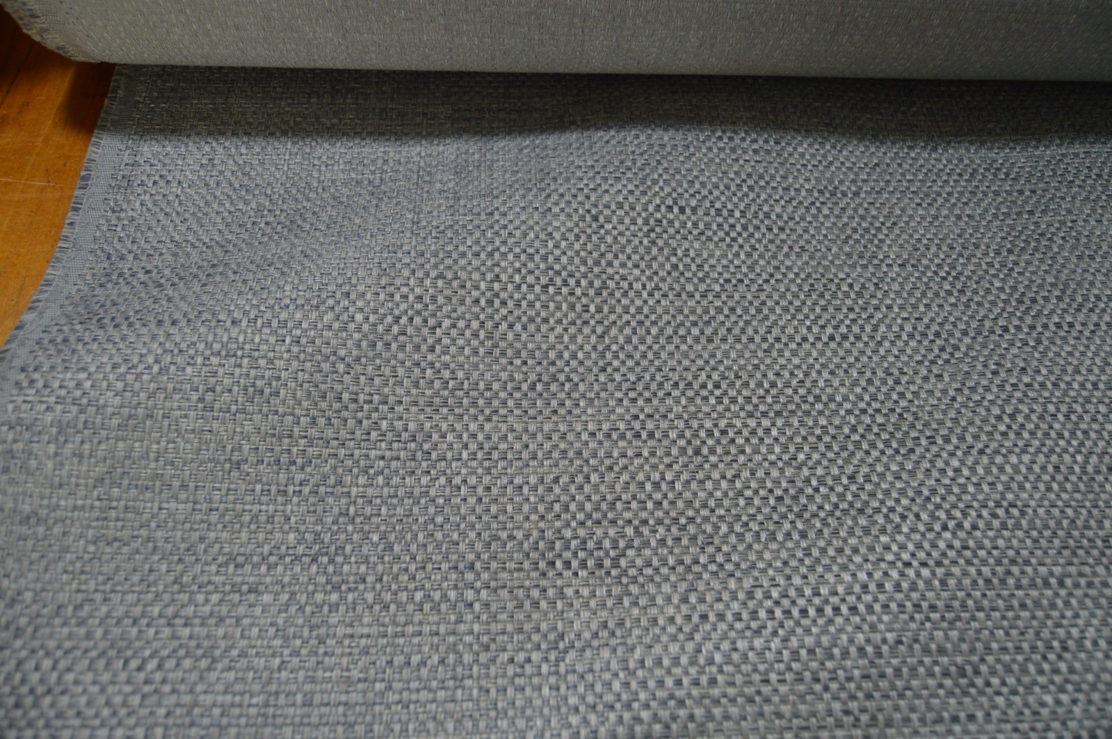 upholstery fabric silver grey basket weave thick & robust - Image 4