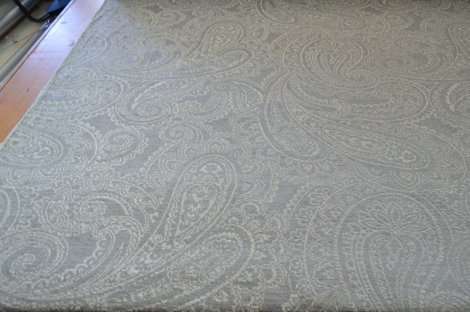 upholstery fabric silver grey cream paisley pattern weave - Image 6